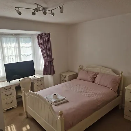 D Elmdon Shared 4 Bedrooms *
